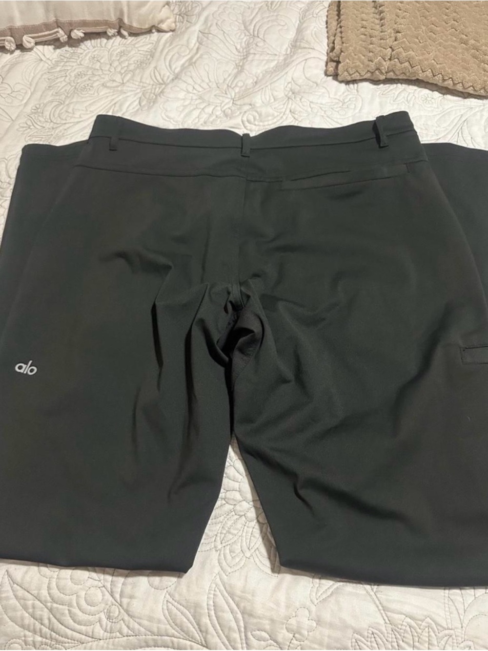 ALO Yoga Black Men’s Jogger-Style Sweatpants